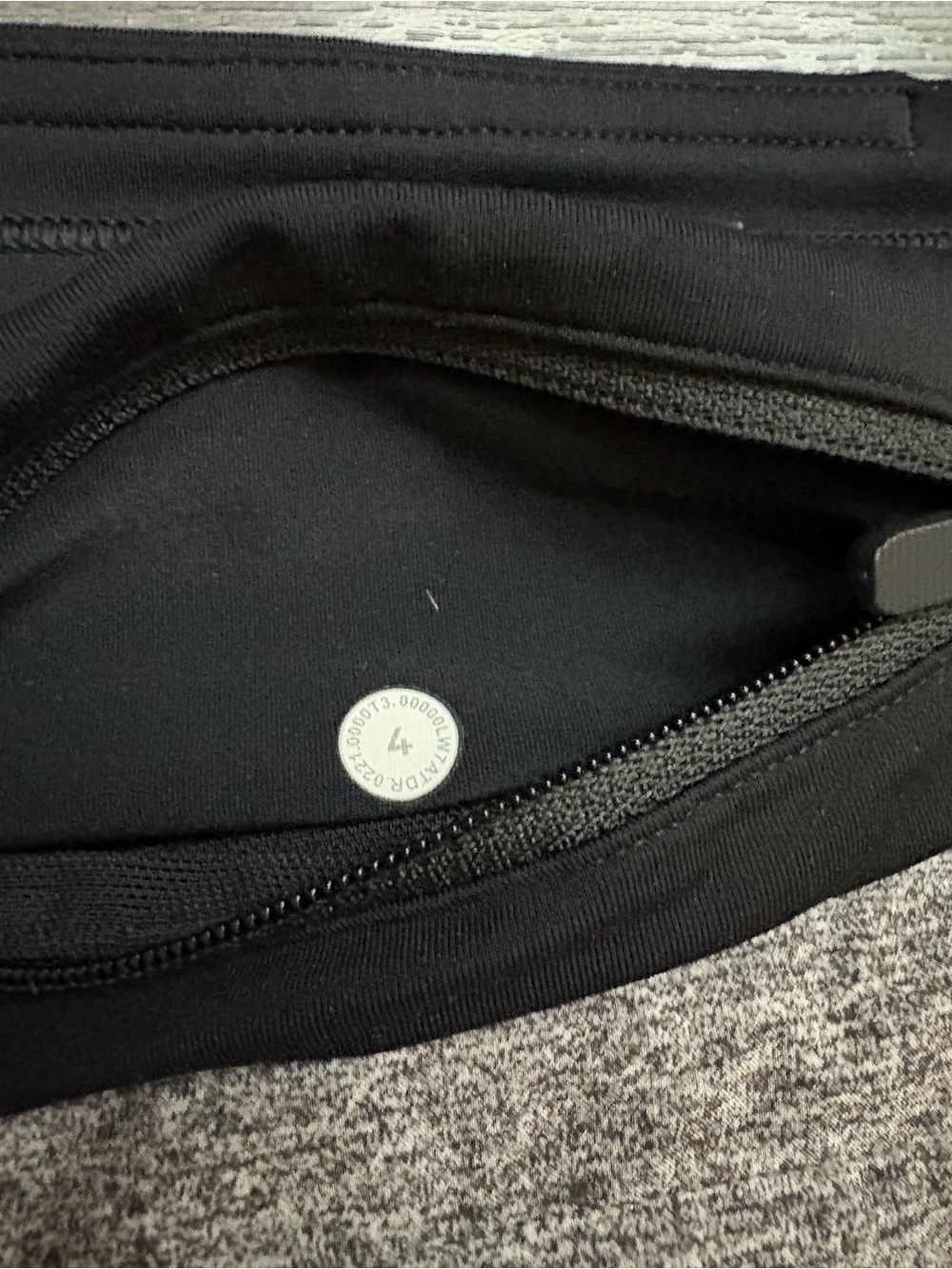 Lululemon Speed Up Low Rise Shorts 2.5” - Picture 4 of 5